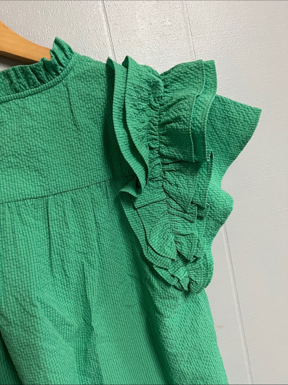 NWT Green Umgee Top Blouse Shirt Large V Neck - Picture 11 of 15